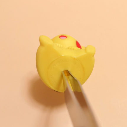 TOMY Pokemon Pikachu Funifuni PVC 2.5" Mini Figure – Gashapon (Pre-Owned)