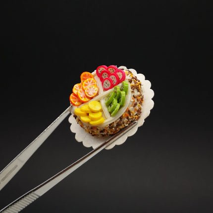 Handmade Cream Kiwi Fruit Cake 1.5" Miniature – Dollhouse Food (Pre-Owned)