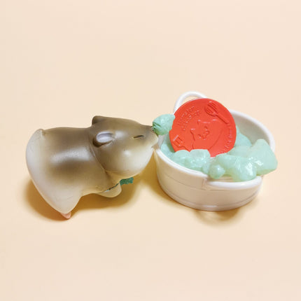 Re-Ment Animal Hamster Cake Shop #5 Washing & Cleaning 2" Figure Set (Pre-Owned)