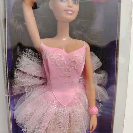 Hasbro Sindy Ballerina Pirouette – Danseuse Etoile 1995 (Pre-Owned)