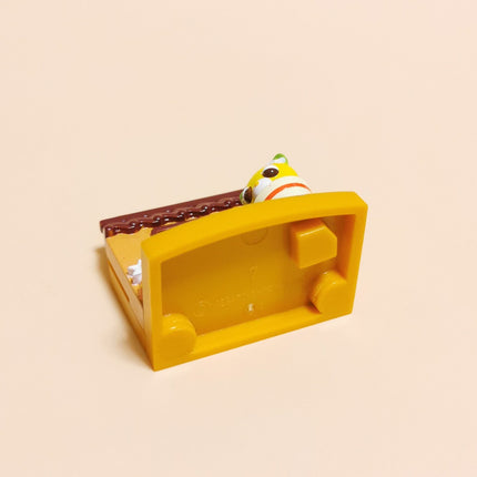 Ocha-Ken Ochaken Green Tea Dog – 1.5" Yellow Puppy Card Holder (Pre-Owned)