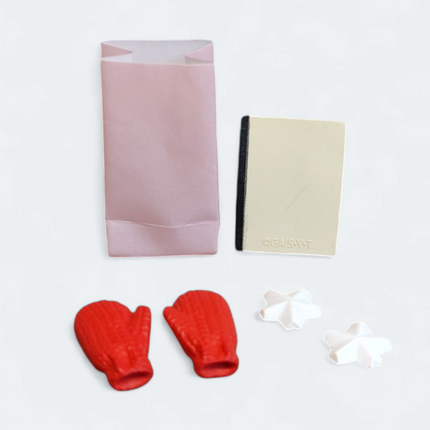 Re-Ment Miniature Gloves & Gift Notebook – Detective Conan Every Day Collection 2 (Pre-Owned)