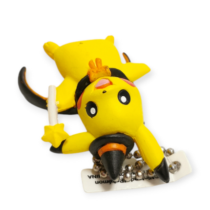 Pokemon Pikachu in Halloween Outfit 1.5" Mini Figure – Keychain Japan (Pre-Owned)