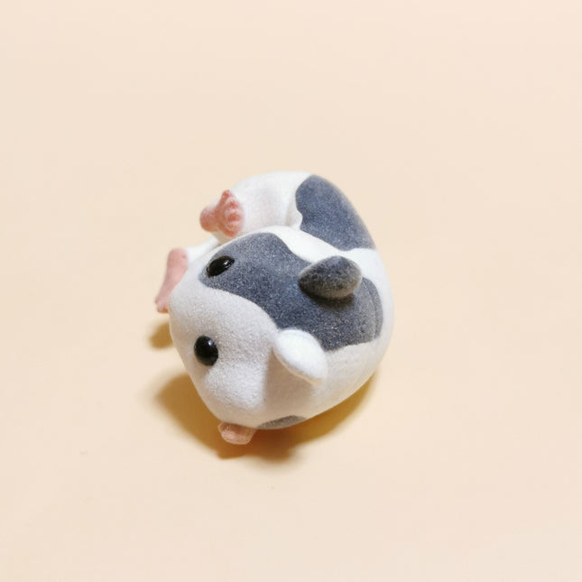 Chubby Spotty Hamster 1.75" Flocked Mini Figure – Dollhouse Pet (Pre-Owned)
