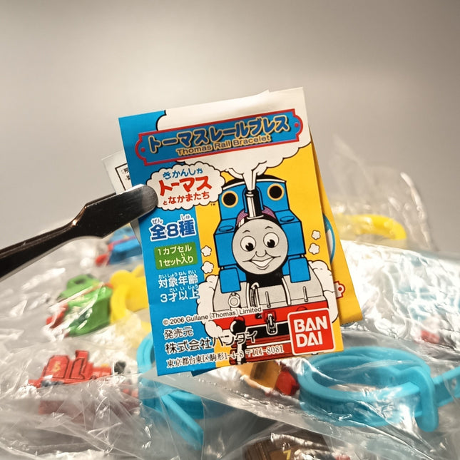 Thomas & Friends Plastic Bracelet with Train – Lot of 8 (Bandai 2006, New)