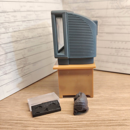 Re-Ment Miniature Retro TV & VCR 1.75" – 80’s Nostalgic Home (Pre-Owned)