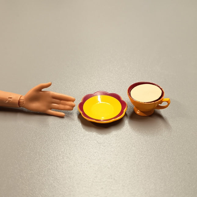 Re-Ment Miniature Yellow Cup & Plate with Coffee – Table Set (Pre-Owned)