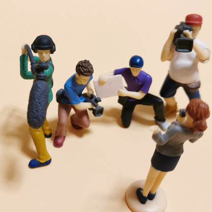 Toy Miniature Lot of 5 Reporter & Filming Crew – 2" Diorama Model (Rare, Pre-Owned)
