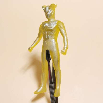 Ultraman Zero Gold 5.5" Mini Figure – Ultra Hero Vinyl PVC (Pre-Owned)
