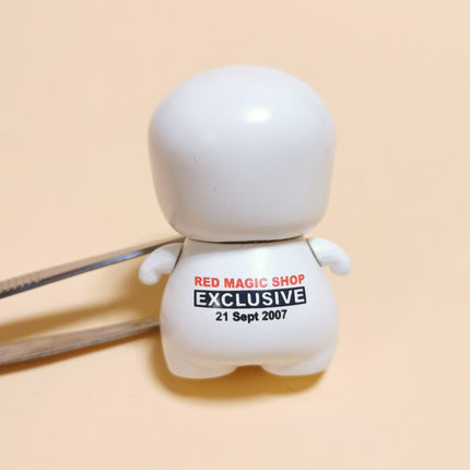 CIBOYS Red Magic Shop Exclusive White – 2" Vinyl Figure (Pre-Owned)