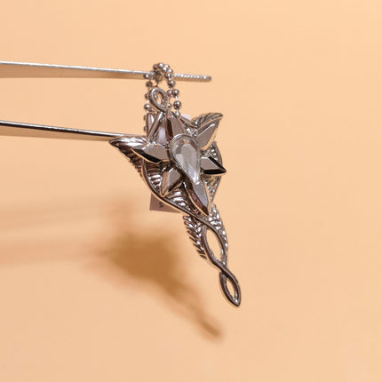 Lord of the Rings Evenstar Pendant of Arwen – 2" Metal Keychain (Japan, Pre-Owned)