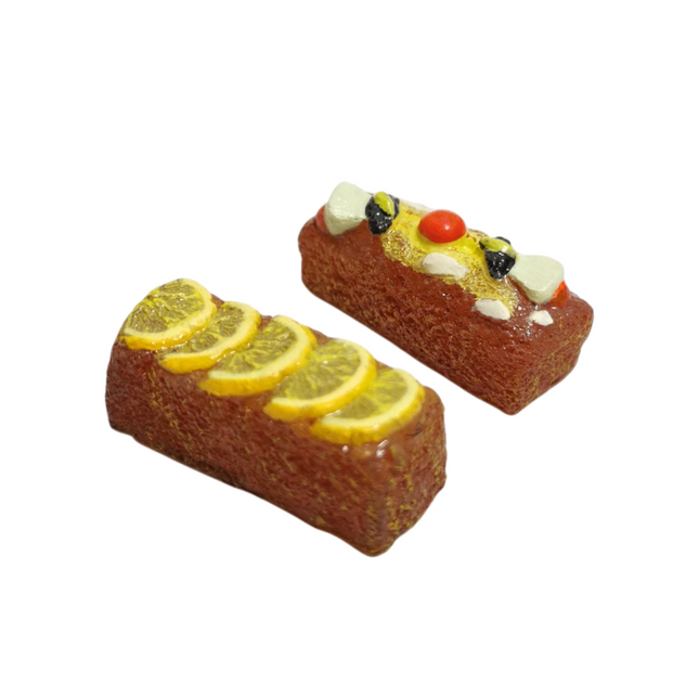 Re-Ment Miniature Dried Fruit Pound Cake – Department Store Series (Pre-Owned)