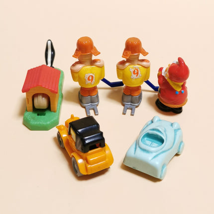 Kinder Surprise Toy Lot of 6 Assorted – 1.5" Mini Figures (Pre-Owned)