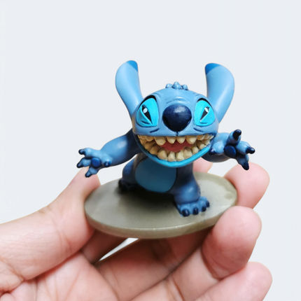 Disney Lilo & Stitch Running 2" Mini Figure with Base – Cake Topper (Pre-Owned)