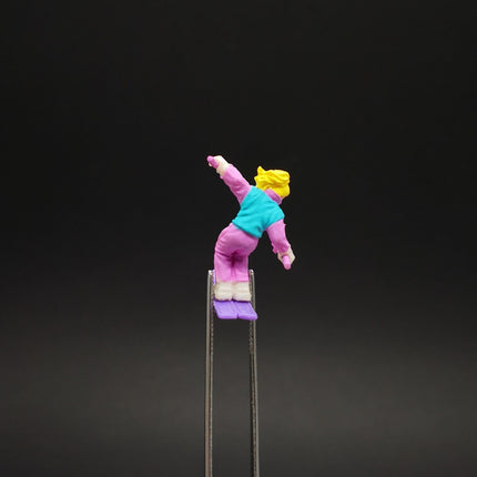 Toy Miniature Skiing Lady in Pink 1" Figure – Dollhouse / Railroad Model (Pre-Owned)