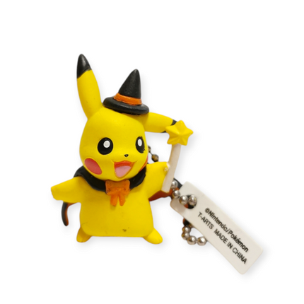 Pokemon Pikachu in Halloween Outfit 1.5" Mini Figure – Keychain Japan (Pre-Owned)