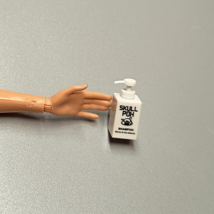 Re-Ment Miniature Skull Shampoo Bottle – Bathroom Decor (Pre-Owned)