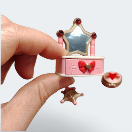 Re-Ment Miniature Mirror Stand – 80s Retro Home Series (Pre-Owned)