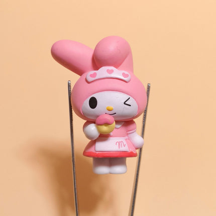Sanrio My Melody Eating Donut – 2" Pink Series Figure (2021) (Pre-Owned)