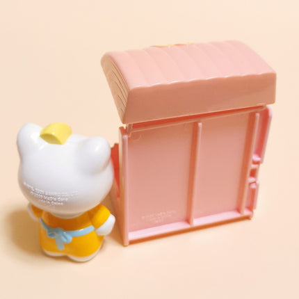 Sanrio Hello Kitty in Flower Shop – 3" McDonald’s Figure (2003) (Pre-Owned)
