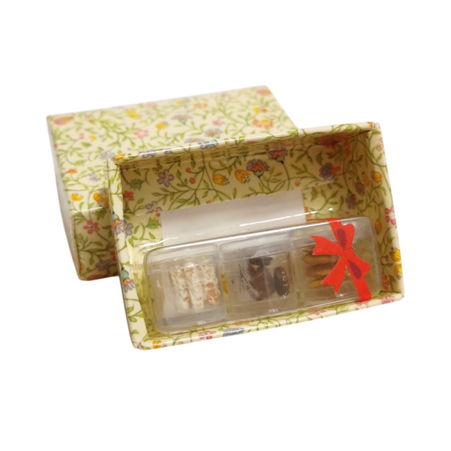 Re-Ment Miniature Cookie Cup Gift Box – Department Store Series (Pre-Owned)