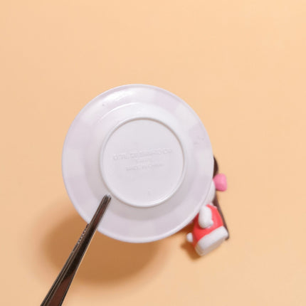 Sanrio Hello Kitty Posing with Spoon – Love Strawberry Chocolate (2021) (Pre-Owned)