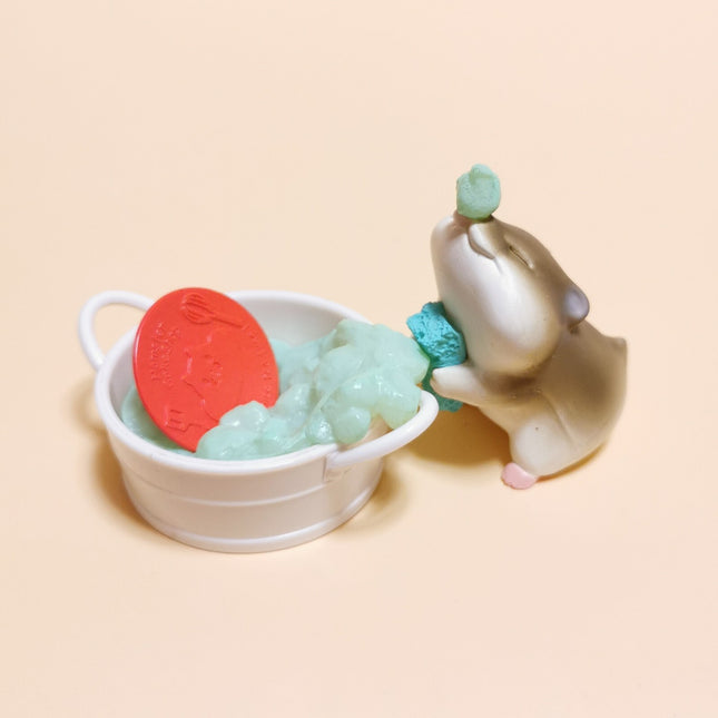 Re-Ment Animal Hamster Cake Shop #5 Washing & Cleaning 2" Figure Set (Pre-Owned)