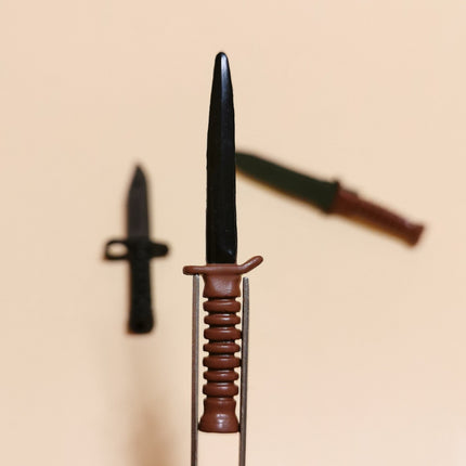 1/6 Scale Blade Knife Dagger Lot – for 12" Figure (Pre-Owned)