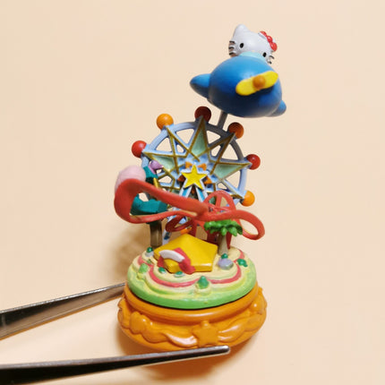 Sanrio Carnival Hello Kitty – 3" Dream Party Figure (Pre-Owned)