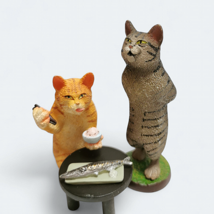 Cat's Life Kitty Eating Meal 2" Miniature Figure – Dollhouse Toy Japan (Pre-Owned)