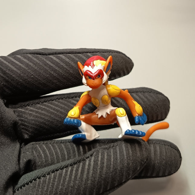 TOMY Pokemon Infernape 2" Mini Figure – Moncolle Monster Collection (Pre-Owned)