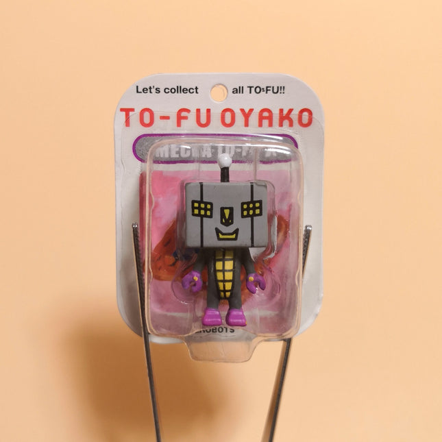 Tofu Oyako SPY MECHA YAKKO Lot of 4 – 1" Mini Figures in Blister Pack (Unused)
