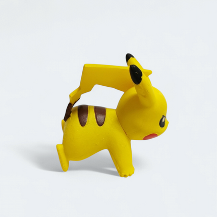 TOMY Pokemon Battle Pose Pikachu 1.5" Mini Figure – 2019 Japan (Pre-Owned)
