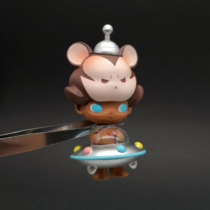 Pop Mart x Dimoo World UFO Boy – 3" Space Vinyl (Pre-Owned)