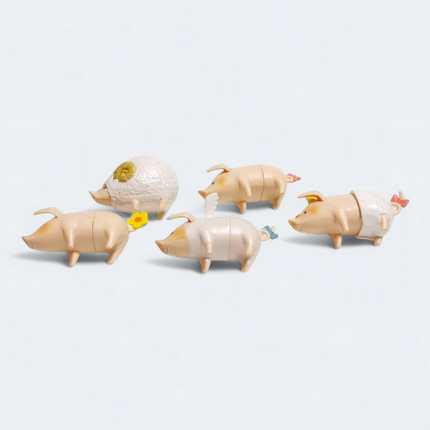 Capcom Monster Hunter POOGIE PIG PUGEE White Outfit 2.5" Figure Toy Lot of 5