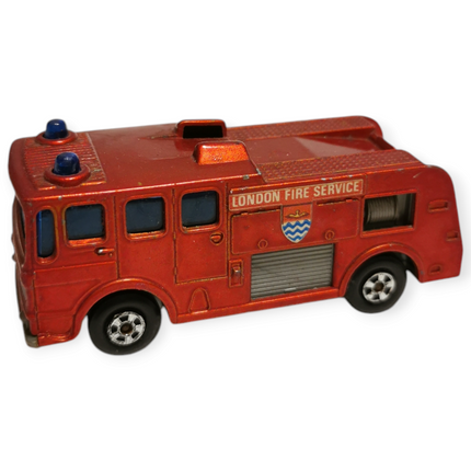 Matchbox Lesney No.35 Merryweather Fire Engine Truck – Diecast Car (Red, Pre-Owned)
