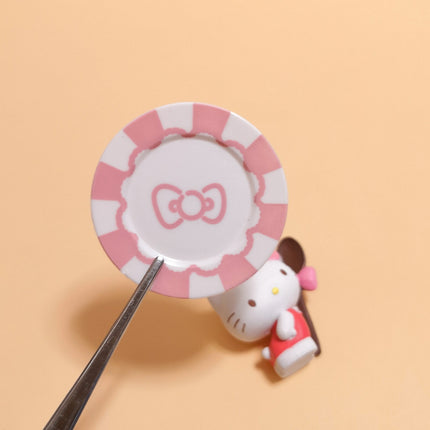 Sanrio Hello Kitty Posing with Spoon – Love Strawberry Chocolate (2021) (Pre-Owned)