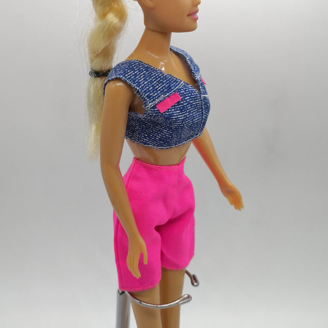 Cropped Top & Neon Pink Shorts – Summer Set (Pre-Owned)