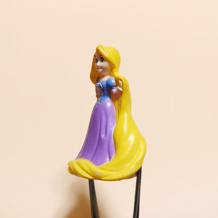Rapunzel 2" Dollhouse Mini Figure – Disney Diorama Cake Topper (Pre-Owned)