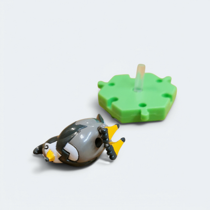 Pokemon Staravia 1" Mini Figure with Stand – Encyclopedia Zukan (Bandai, Pre-Owned)
