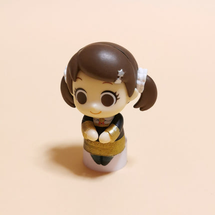 Spy x Family Becky Blackbell Sitting 1.5" Mini Figure – Deformed Anime Toy (Pre-Owned)