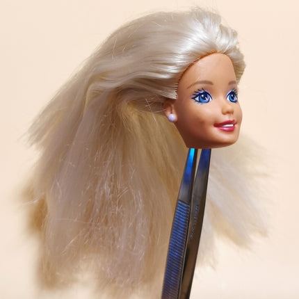 1/6 Doll Barbie Head Only – 90s Blonde Hair Blue Eyes Replacement (Pre-Owned)