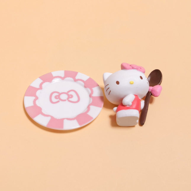 Sanrio Hello Kitty Posing with Spoon – Love Strawberry Chocolate (2021) (Pre-Owned)