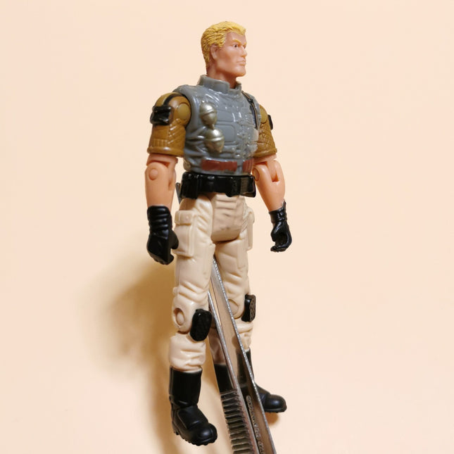 GI Joe Action Punch Duke V13 – 3.75" Figure (Hasbro 2003 ARAH, Pre-Owned)
