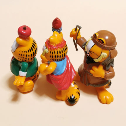 Garfield as Isaac Newton Greek Mongolian – 3" Figure Lot of 3 (1999, Pre-Owned)