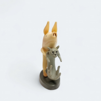 Miniature Olivia the Pig with Cat – 1.5" Figure (Japan, Pre-Owned)