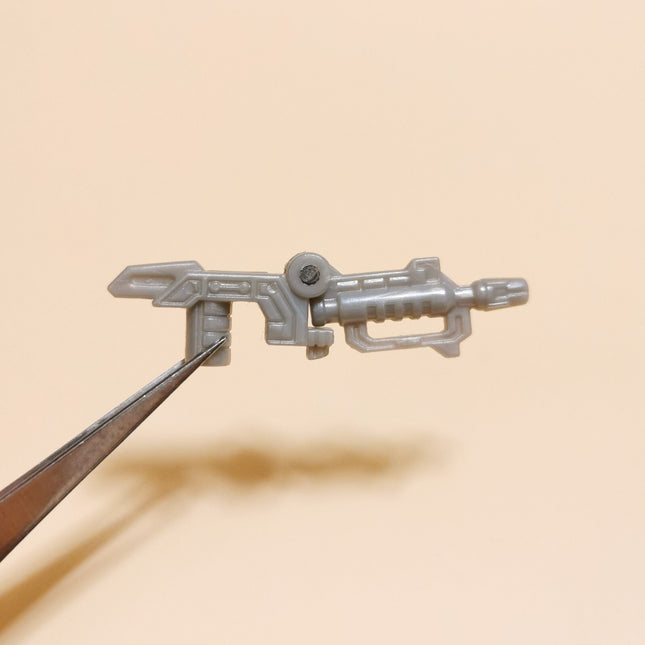 Transformers Deluxe Class RIFLE WEAPON PART for SILVERSTREAK Replacement 2008