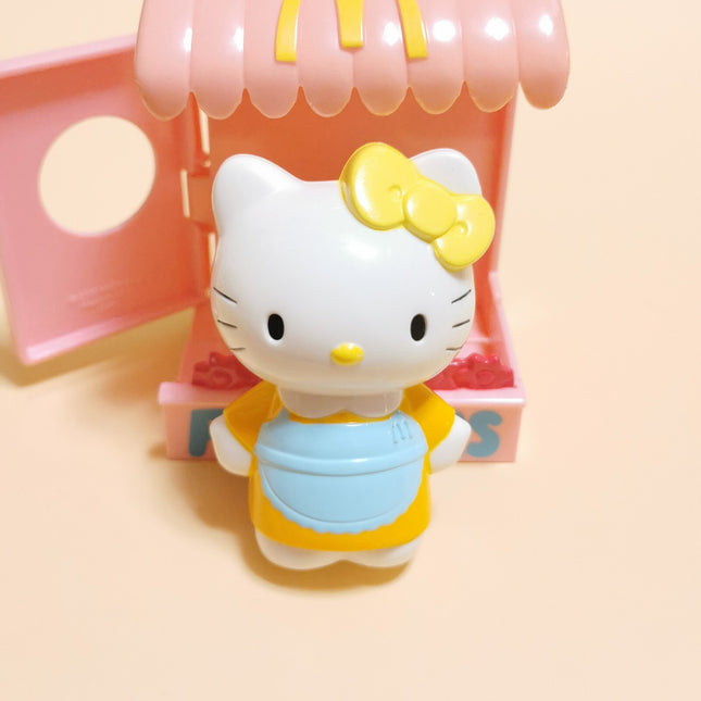 Sanrio Hello Kitty in Flower Shop – 3" McDonald’s Figure (2003) (Pre-Owned)