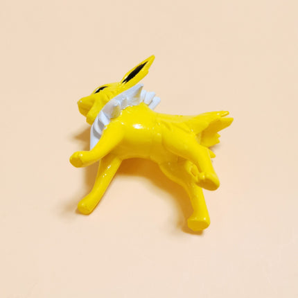 Vintage TOMY Pokemon Jolteon CGTSJ Pocket Monster 1.5" PVC Figure (Pre-Owned)