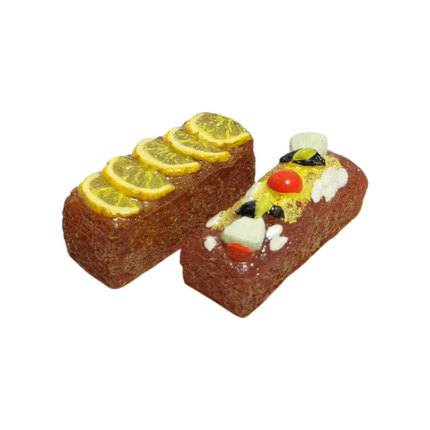Re-Ment Miniature Dried Fruit Pound Cake – Department Store Series (Pre-Owned)